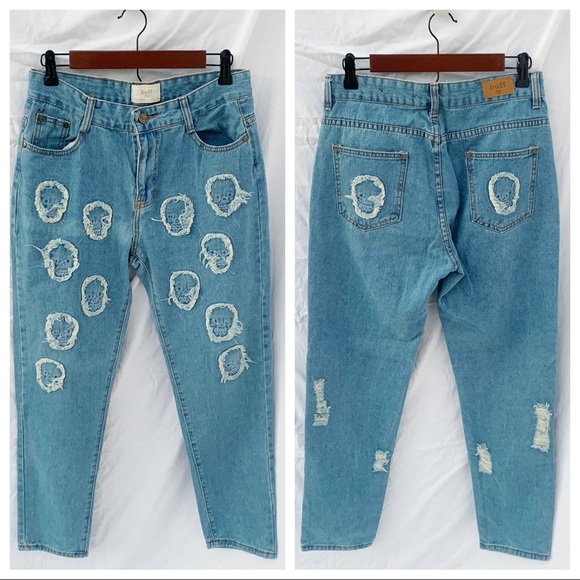 Denim - NWOT BUFF Distressed Patchwork Skull HR Jeans 29
